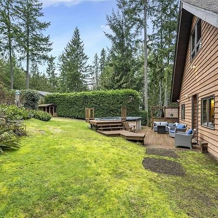 Chalet Style Cottage Near Shawnigan Lake Extérieur photo