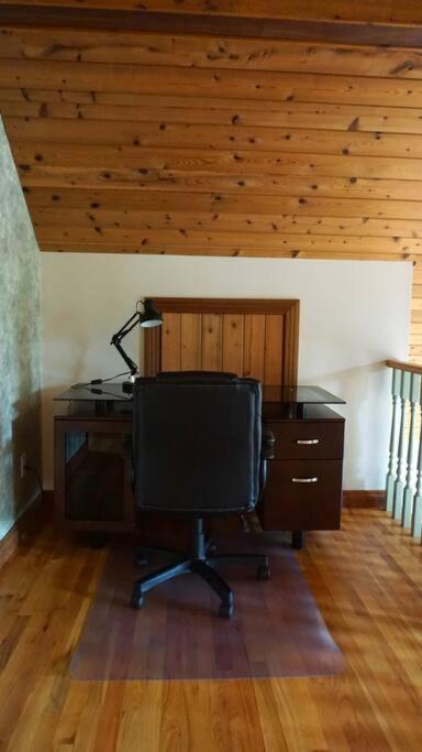 Chalet Style Cottage Near Shawnigan Lake Extérieur photo